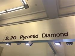 Pyramid Diamond - store image 1